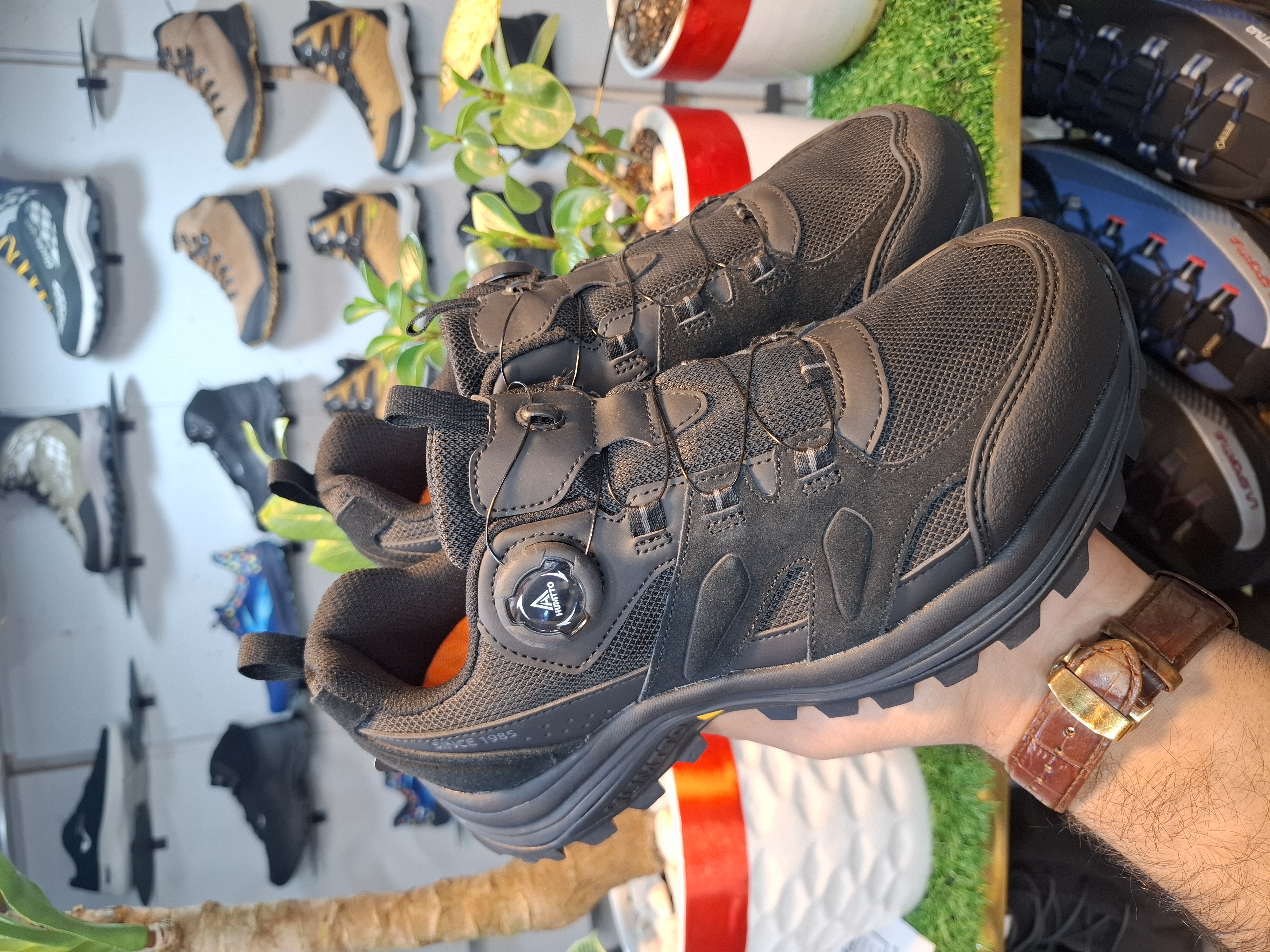 کفش هومتو زنانه شهری و طبیعتگردی