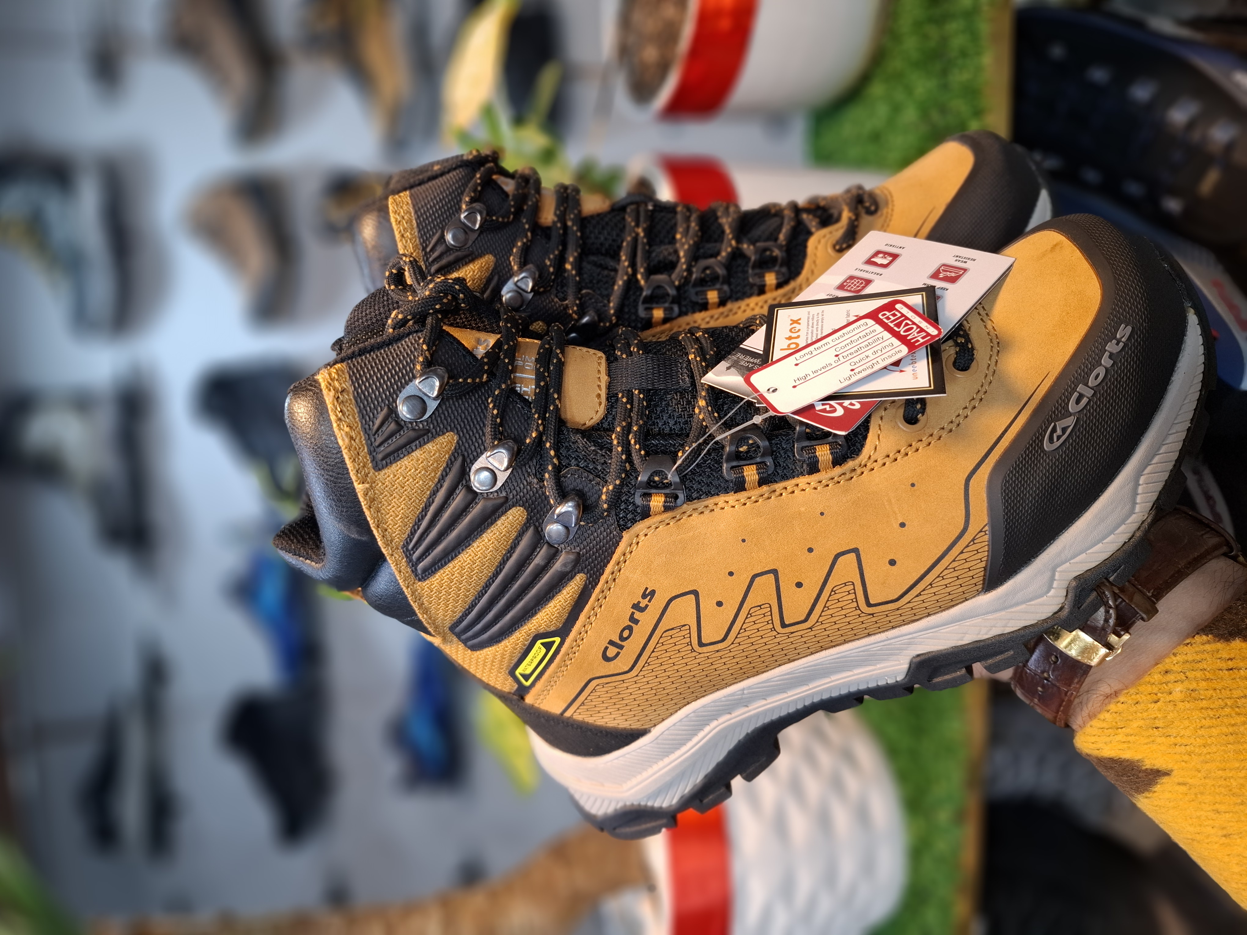 کفش کلارتس زنانه ساقدار کوهنوردی و طبیعتگردی