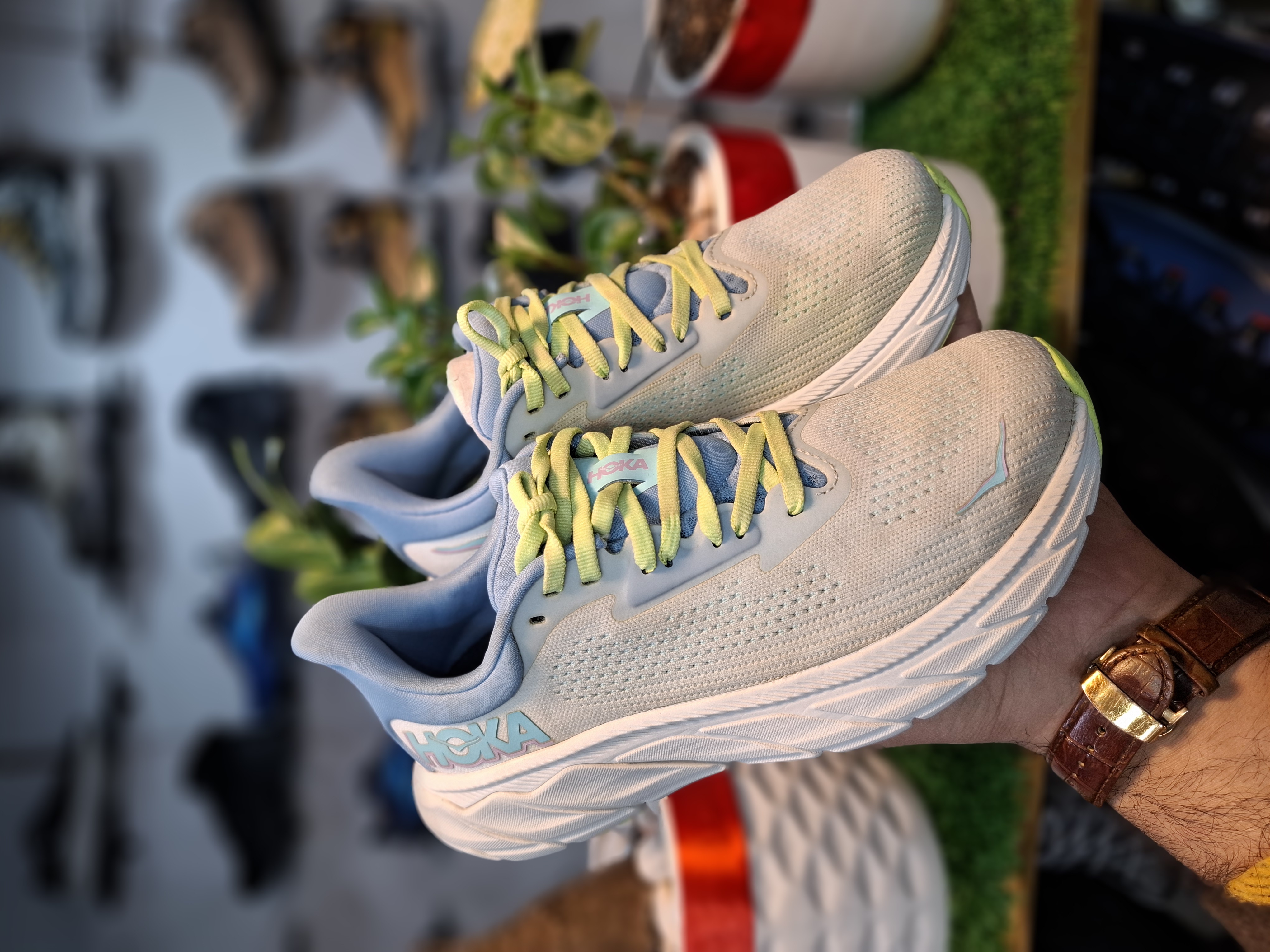 کفش هوکا زنانه شهری و باشگاه